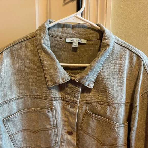 She + Sky Cropped Denim Jacket Sz L - Picture 3 of 10